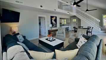 Studio (3 Bedrooms) | Property amenity