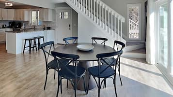 Studio (3 Bedrooms) | Commodité de l’hébergement