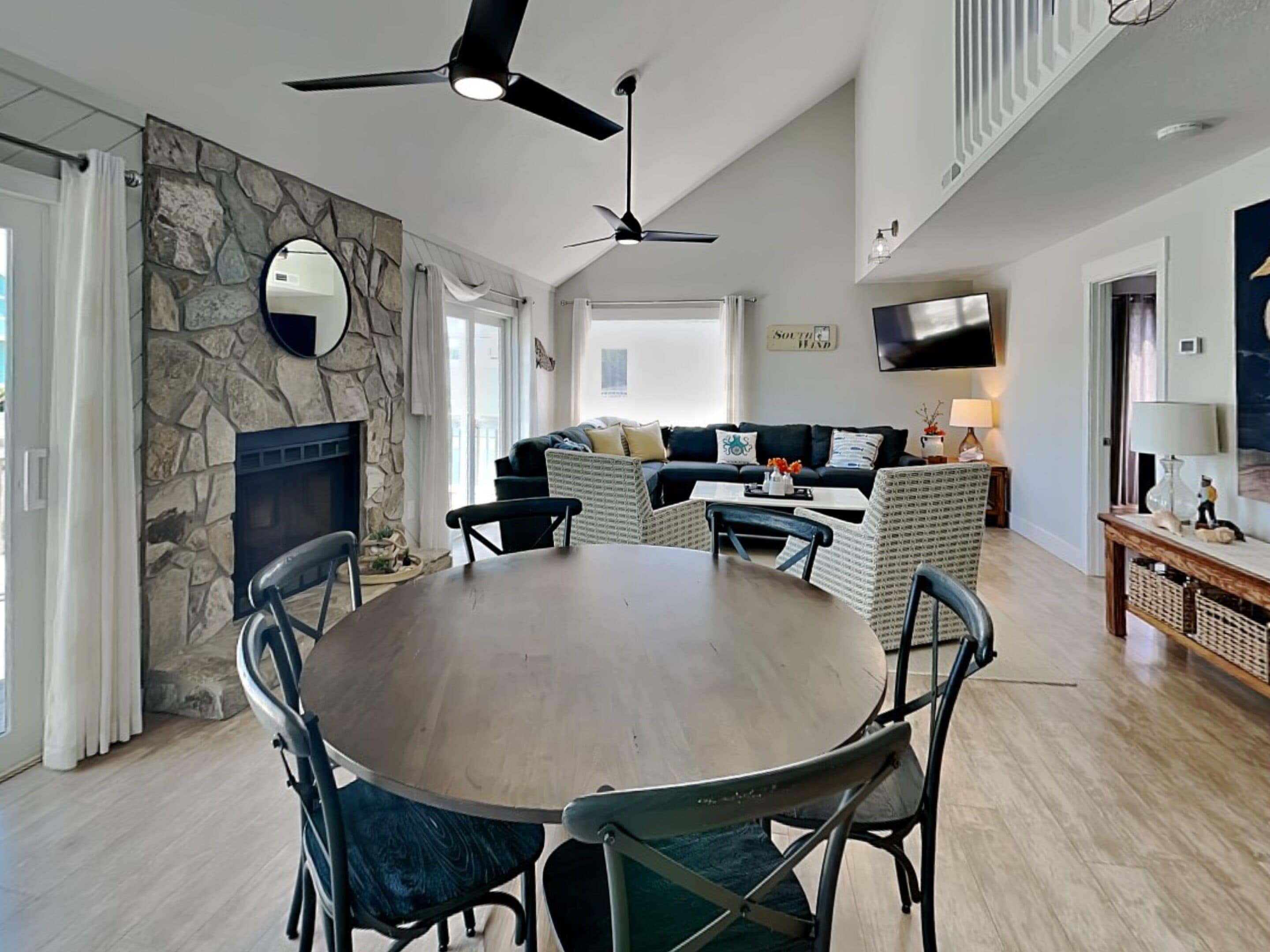 Studio (3 Bedrooms) | Property amenity