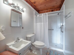 Studio (3 Bedrooms) | Property amenity - Sunrise by Topsail Realty (Holly Ridge)