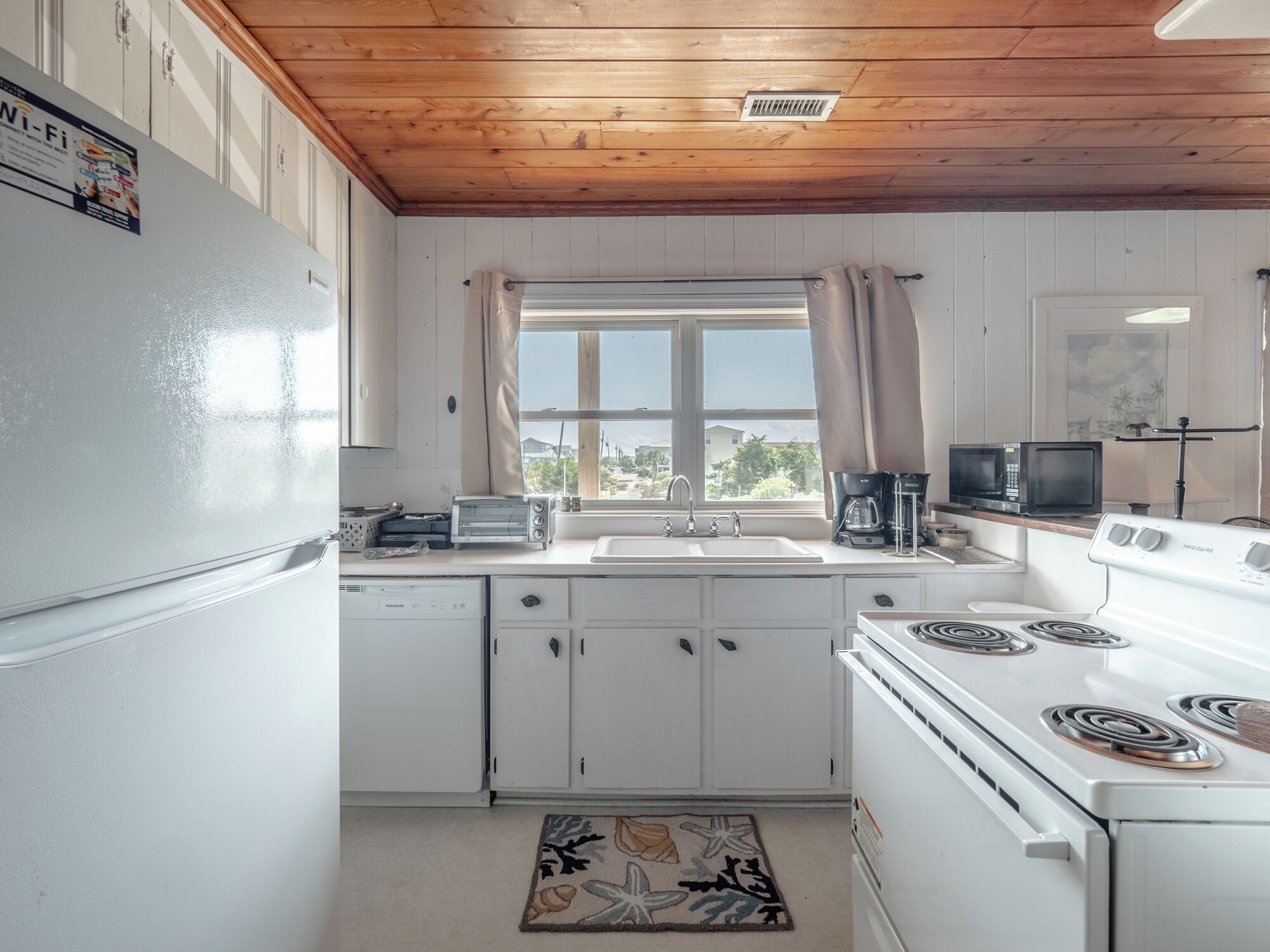 Studio (3 Bedrooms) | Property amenity