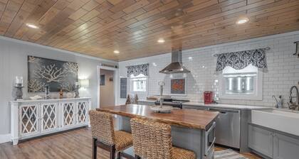 Barefoot Bungalow by Carolina Retreats