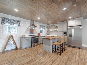 Property amenity - Barefoot Bungalow by Carolina Retreats (Kure Beach)