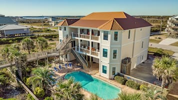 Studio (Multiple Bedrooms) | Front of property