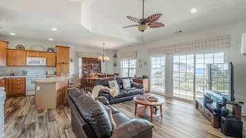 Studio (4 Bedrooms) | Property amenity