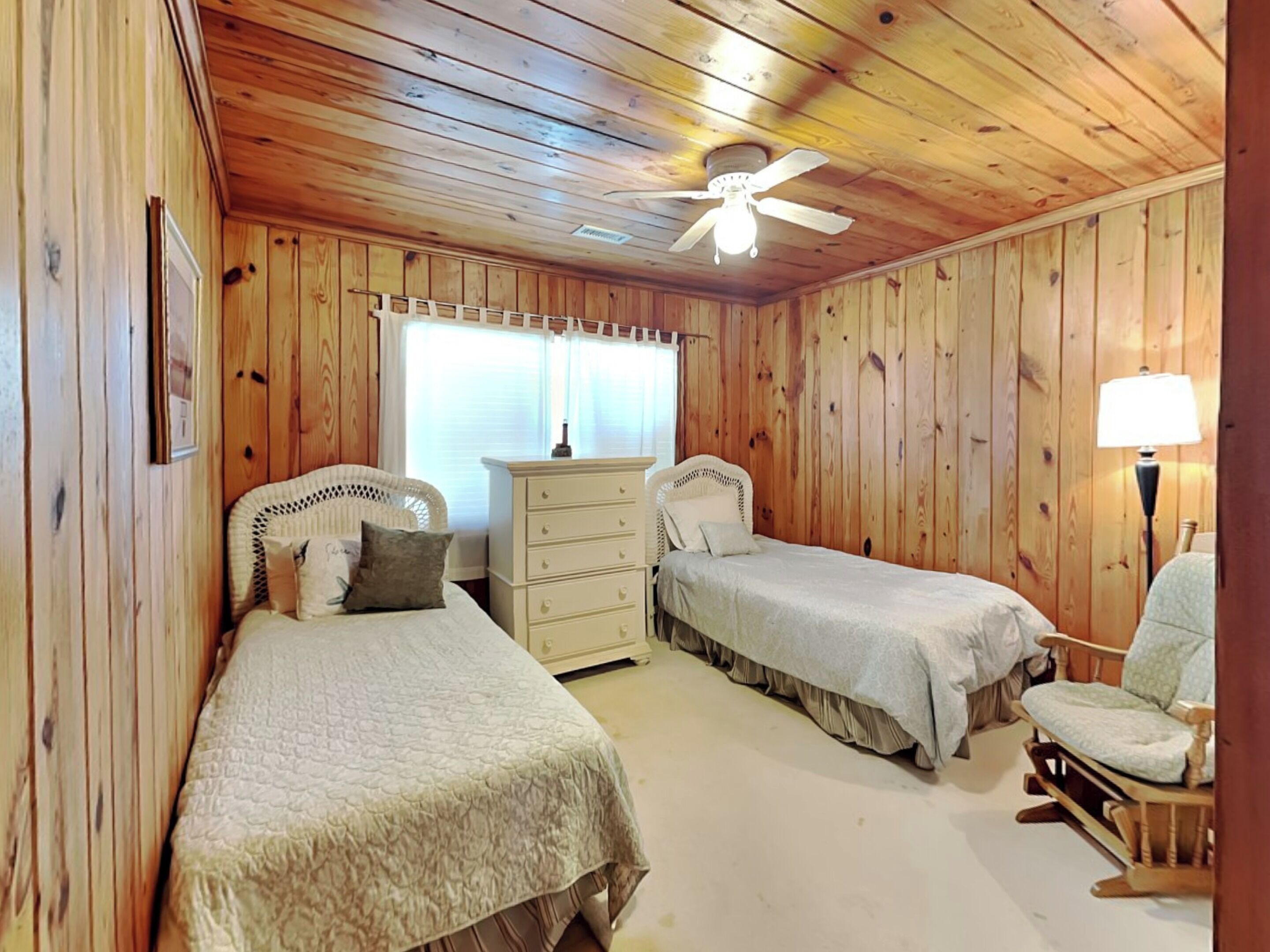 Studio (3 Bedrooms) | Property amenity