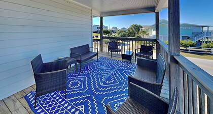 Sunset by Topsail Realty