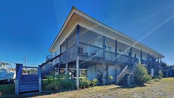 Estudio (3 Bedrooms) | Servicio de la propiedad