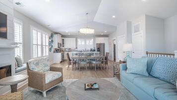 Studio (3 Bedrooms) | Property amenity