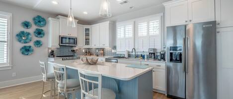 Studio (3 Bedrooms) | Property amenity