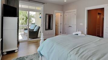 Studio (3 Bedrooms) | Property amenity