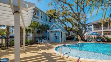 Studio (3 Bedrooms) | Property amenity