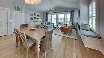 Studio (3 Bedrooms) | Property amenity