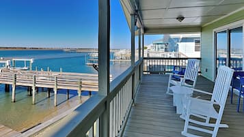 Studio (2 Bedrooms) | Property amenity