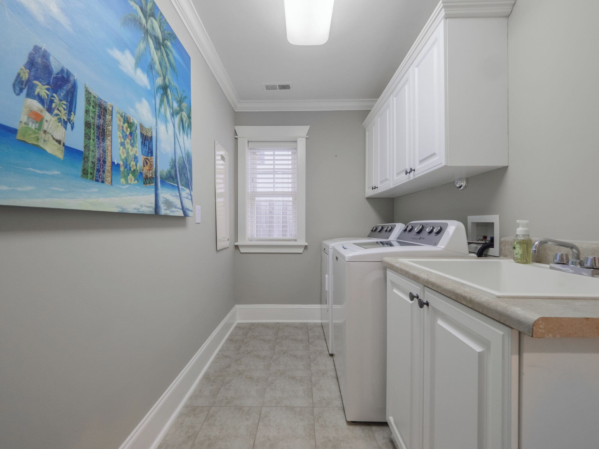 Studio (5 Bedrooms) | Property amenity