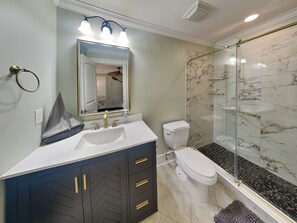 Studio (5 Bedrooms) | Property amenity - Blue Oyster by Carolina Retreats (Carolina Beach)