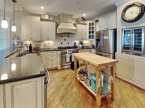 開放式客房 (5 Bedrooms) | 住宿設施服務