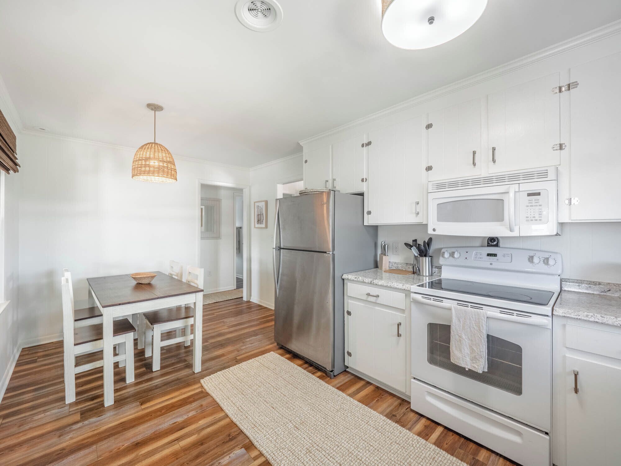 Studio (2 Bedrooms) | Property amenity