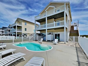 Studio (6 Bedrooms) | Front of property