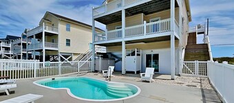 Starfish Escape by Topsail Realty