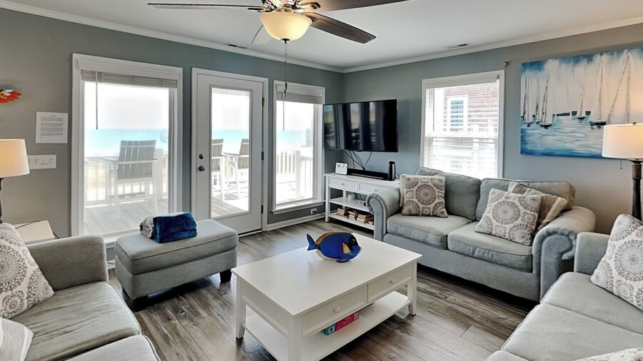 Starfish Escape by Topsail Realty