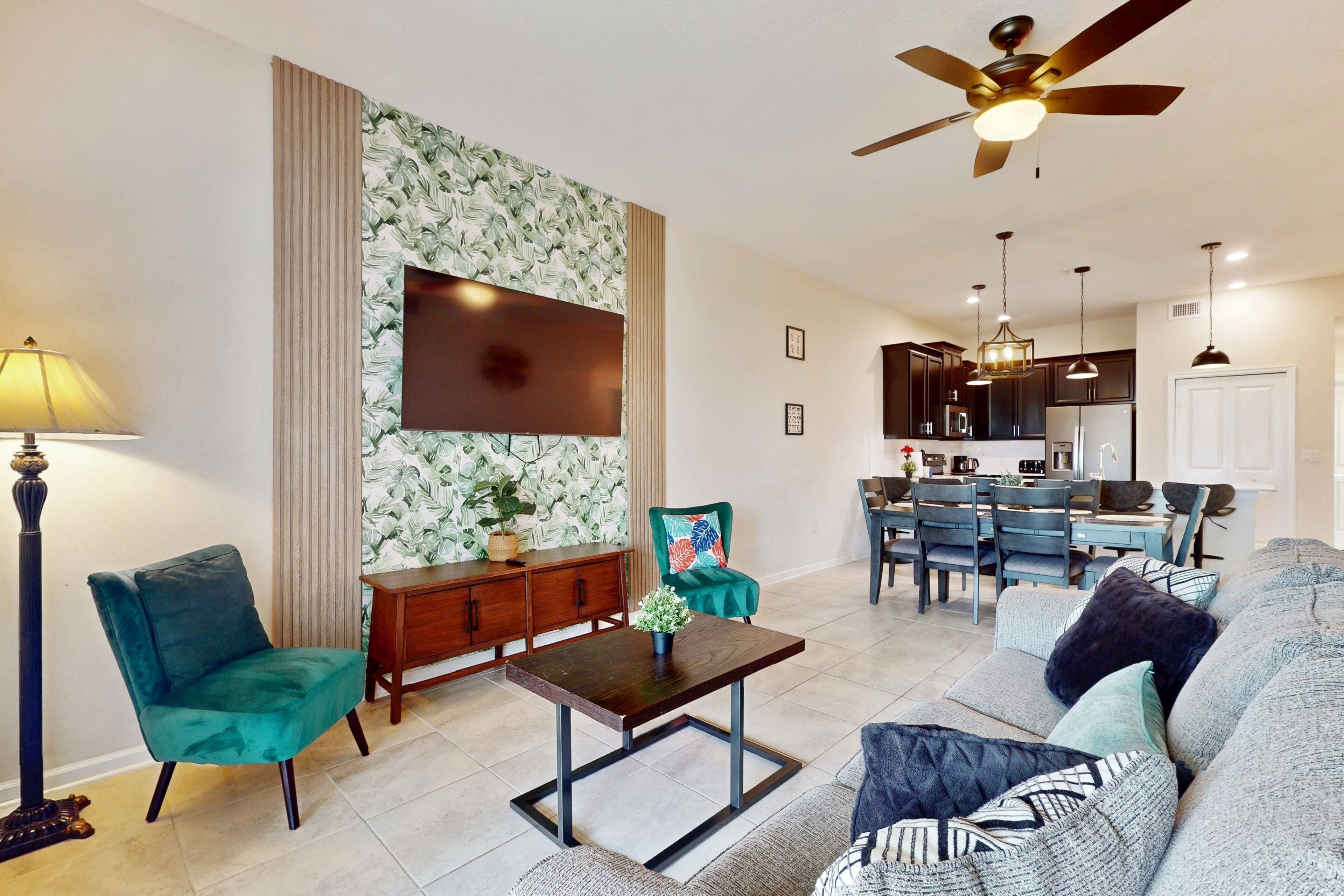 Téléviseur, table de ping-pong