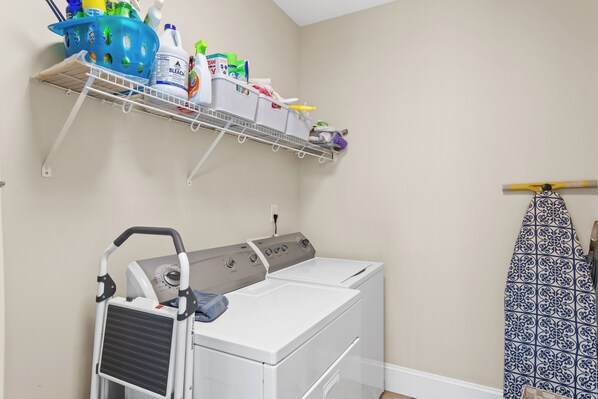 Estudio (5 Bedrooms) | Servicio de la propiedad