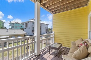 Studio (5 Bedrooms) | Property amenity - Lemoncello by Carolina Retreats (Carolina Beach)