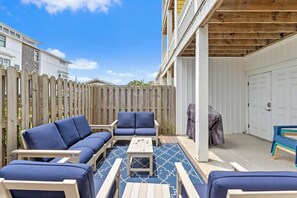 Studio (5 Bedrooms) | Property amenity