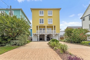 Studio (5 Bedrooms) | Exterior - Lemoncello by Carolina Retreats (Carolina Beach)
