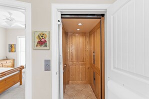 Studio (5 Bedrooms) | Bekvämlighet