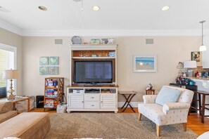 Studio (5 Bedrooms) | Property amenity - Lemoncello by Carolina Retreats (Carolina Beach)