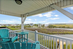 Studio (4 Bedrooms) | Property grounds