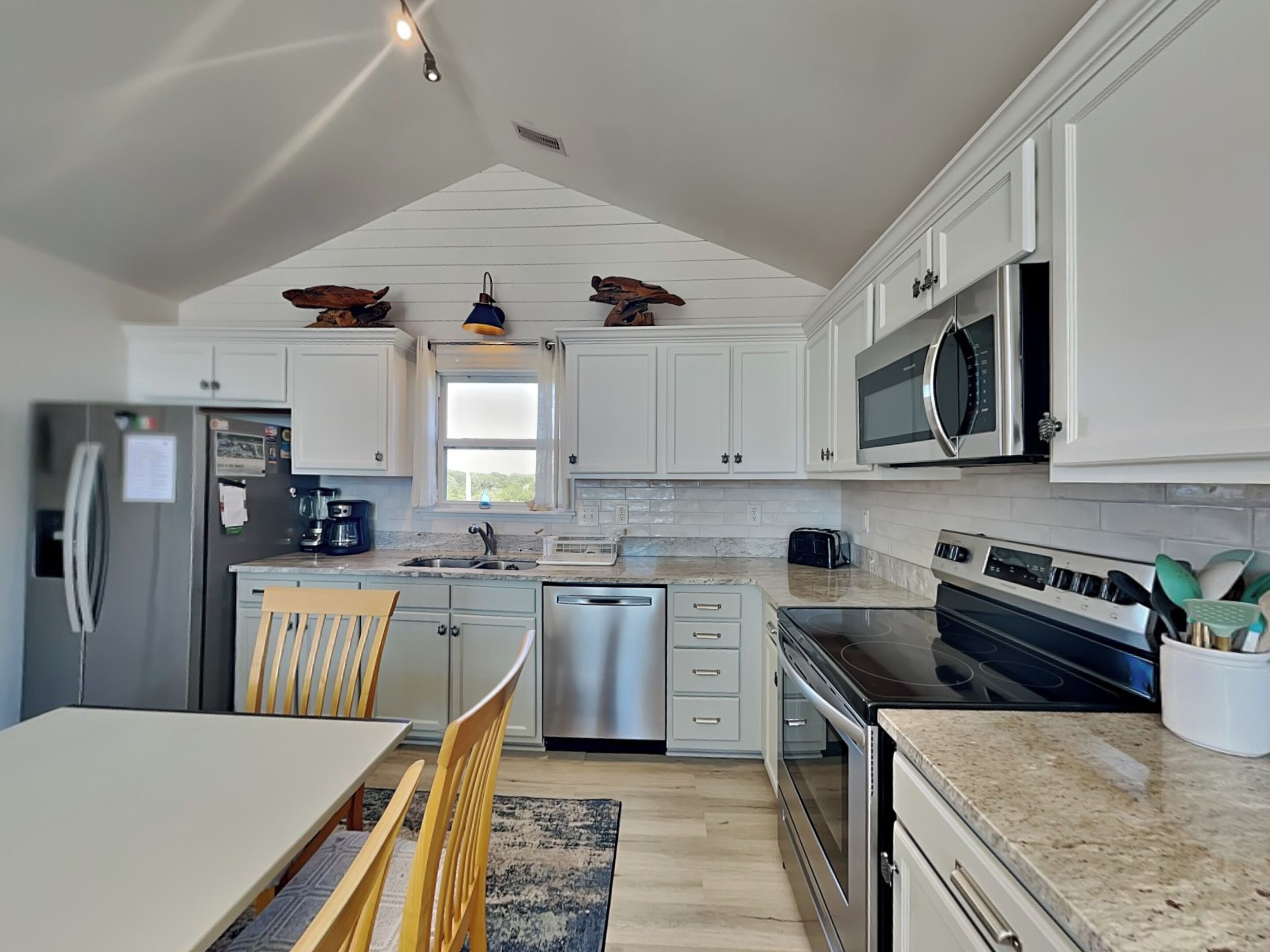 Studio (4 Bedrooms) | Property amenity