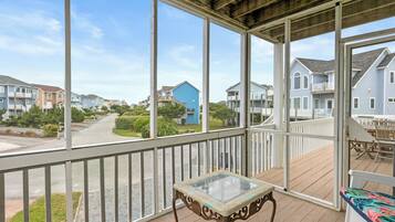 Studio (4 Bedrooms) | Property amenity