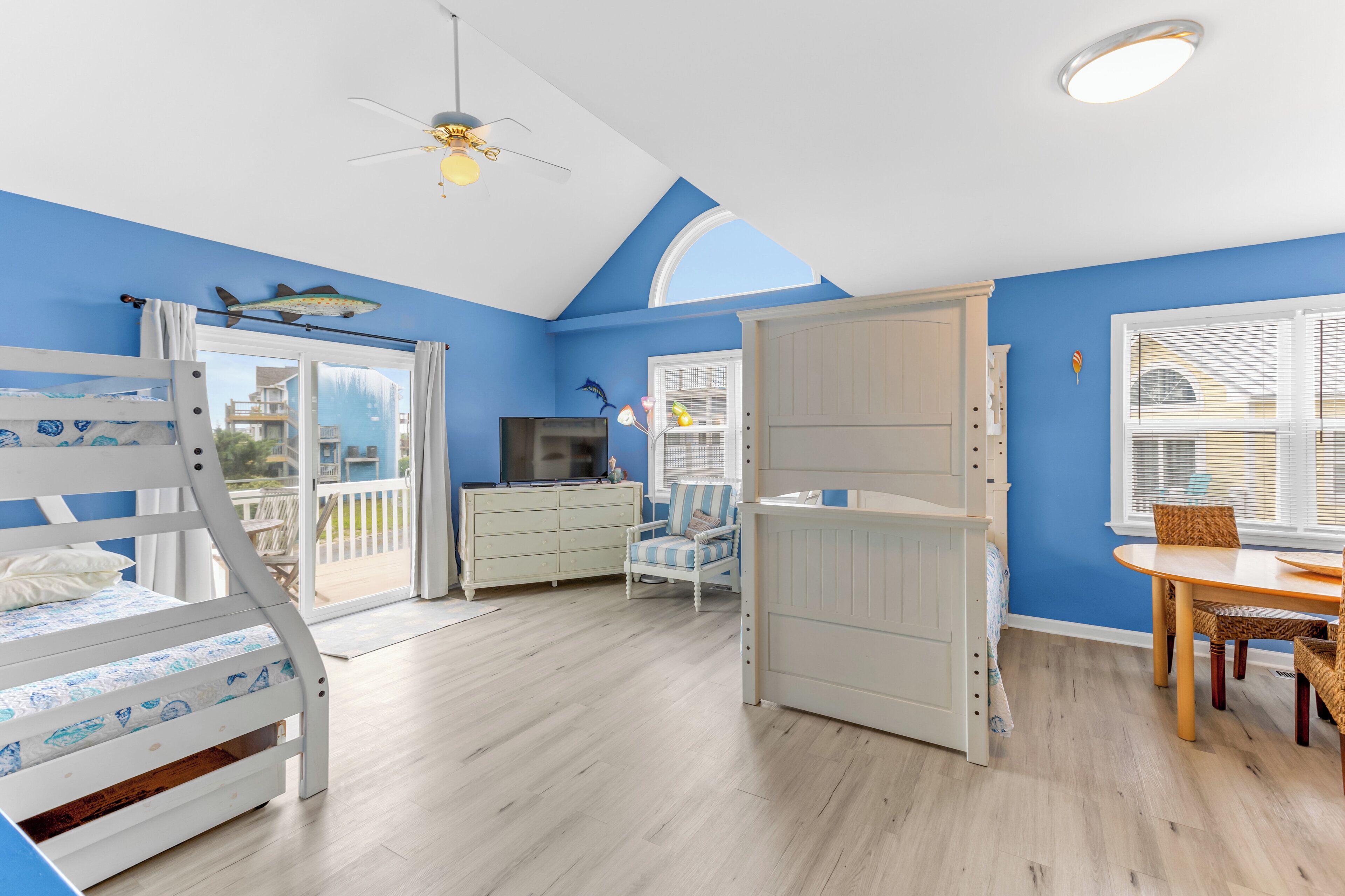Studio (4 Bedrooms) | Property amenity
