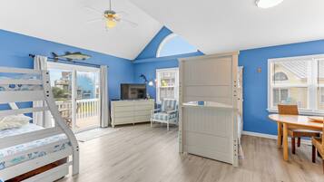 Studio (4 Bedrooms) | Property amenity