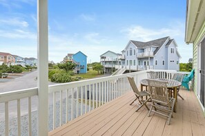 Studio (4 Bedrooms) | Property amenity