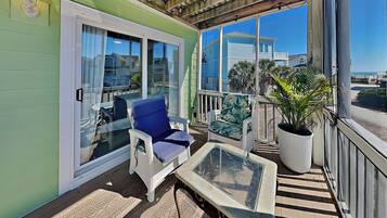 Studio (4 Bedrooms) | Property amenity