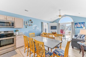 Studio (4 Bedrooms) | Property amenity