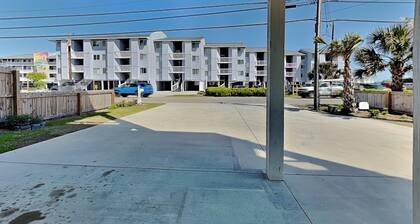 Seadragon 1 by Carolina Retreats