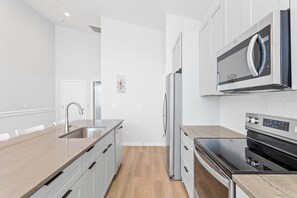 Studio (4 Bedrooms) | Property amenity - Seadragon 1 by Carolina Retreats (Carolina Beach)