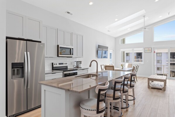 Studio (4 Bedrooms) | Property amenity - Seadragon 1 by Carolina Retreats (Carolina Beach)