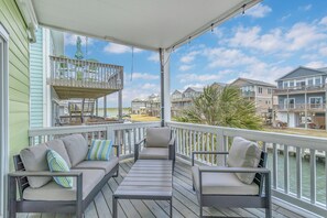 Studio (4 Bedrooms) | Property amenity - Driftwood by Topsail Realty (Holly Ridge)