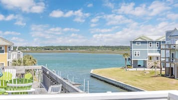 Studio (4 Bedrooms) | Property amenity