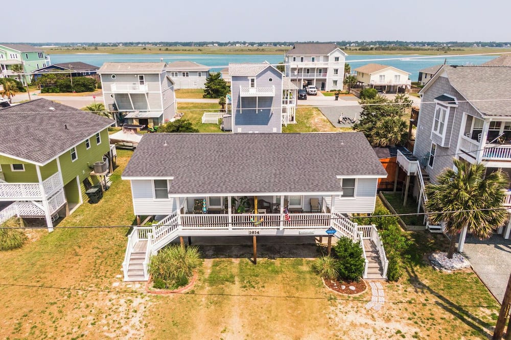 Catch A Wave by Topsail Realty - Topsail, NC