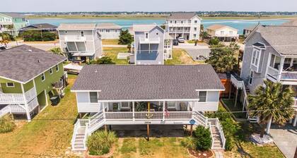 Catch A Wave by Topsail Realty