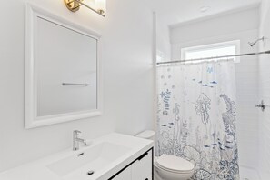 Studio (4 Bedrooms) | Property amenity - Seadragon 2 by Carolina Retreats (Carolina Beach)