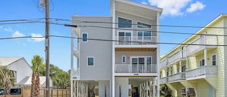 Studio (4 Bedrooms) | Property amenity