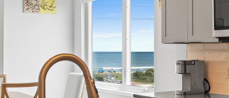 Studio (4 Bedrooms) | Property amenity